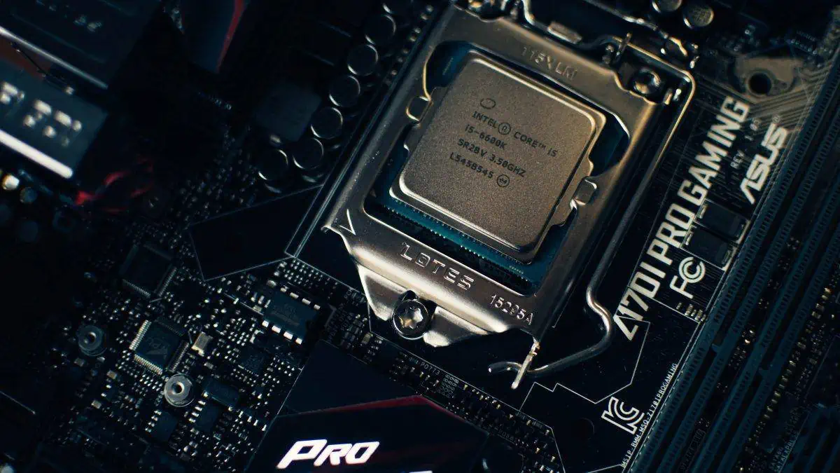 Assembling Computers Memory Module Malfunctions